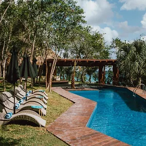 Mia Luxury & ***** Bacalar